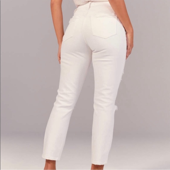 Abercrombie & Fitch Curve Love High Rise Mom Jean - Picture 2 of 5